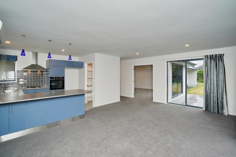 Photo of property in 26 Rue De La Mare, Parklands, Christchurch, 8083
