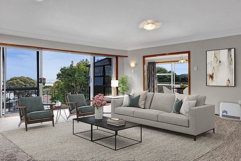 Photo of property in 83a Eliot Street, New Plymouth, 4310