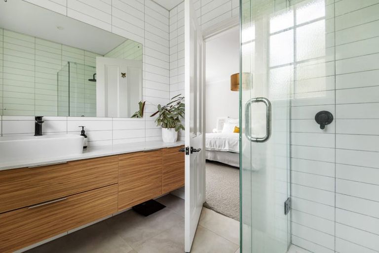 Photo of property in 21 Francis Street, Hauraki, Auckland, 0622