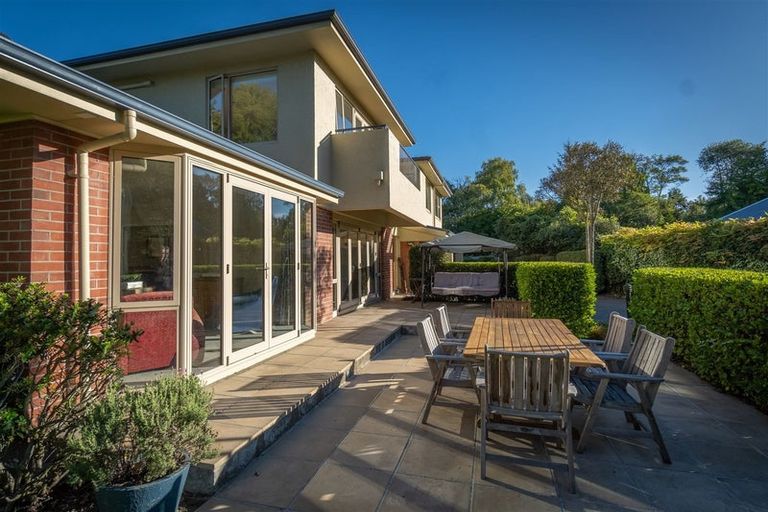 Photo of property in 21 Kirkwood Avenue, Upper Riccarton, Christchurch, 8041