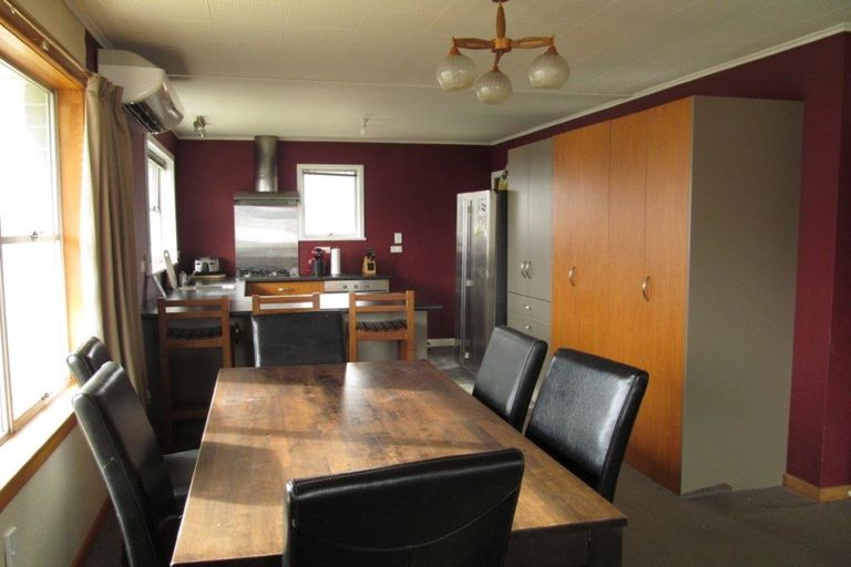 Photo of property in 9 Ashworth Street, Alexandra, 9320