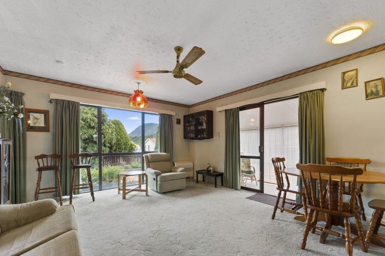 Photo of property in 10a Leicester Street, Picton, 7220