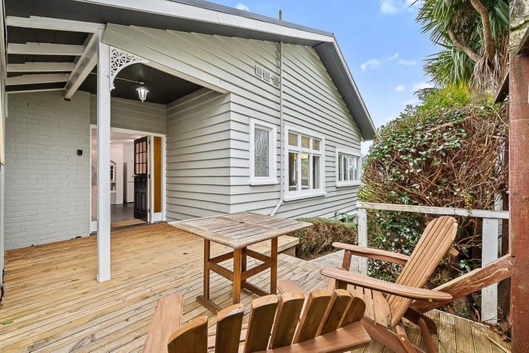 Photo of property in 58 Durham Street, Picton, 7220