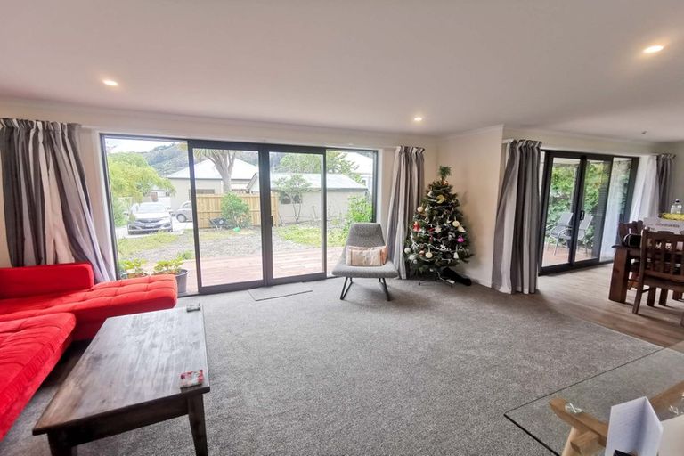 Photo of property in 16 Rollin Street, Heathcote Valley, Christchurch, 8022