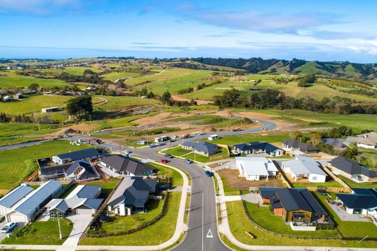 Photo of property in 22 Brigitte View, Snells Beach, 0920