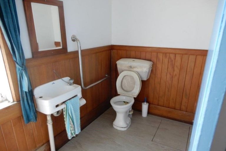 Photo of property in 16 Rangauri Street, Manaia, 4612