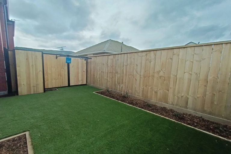 Photo of property in 5/16 Biddle Crescent, Taita, Lower Hutt, 5011