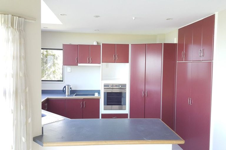 Photo of property in 10 Dunkeld Lane, Redcliffs, Christchurch, 8081