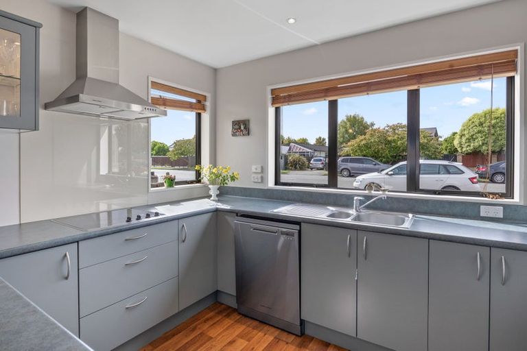Photo of property in 61 Grimseys Road, Redwood, Christchurch, 8051
