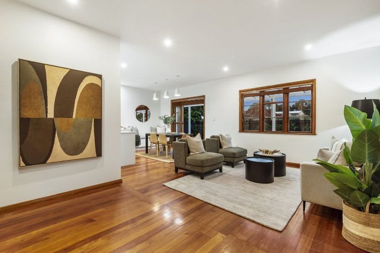 Photo of property in 7 Nelson Avenue, Northcote Point, Auckland, 0627