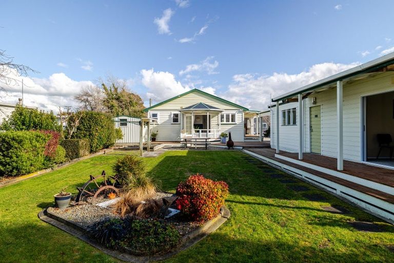 Photo of property in 1 Edward Street, Pahiatua, 4910