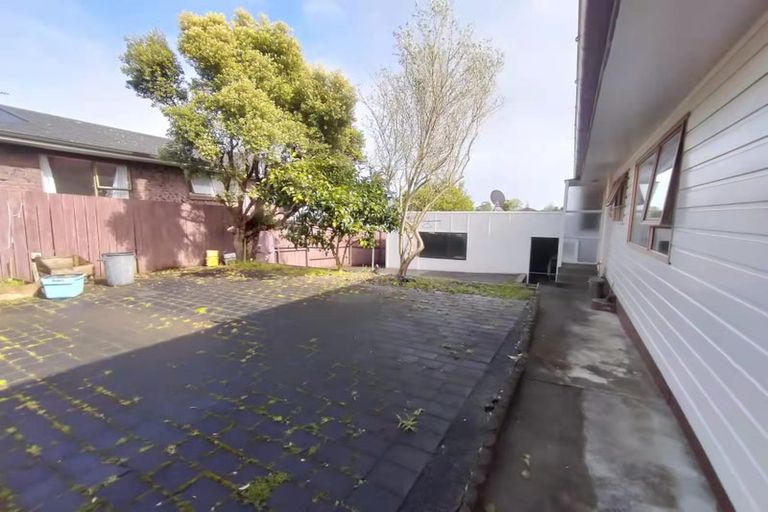 Photo of property in 69 Stanniland Street, Sunnyhills, Auckland, 2010