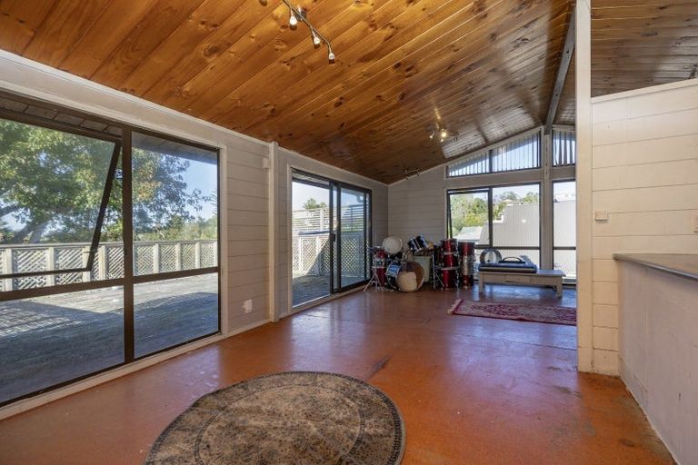 Photo of property in 53 Zita Maria Drive, Massey, Auckland, 0614