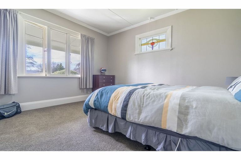 Photo of property in 70 Ferry Road, Edendale, 9825