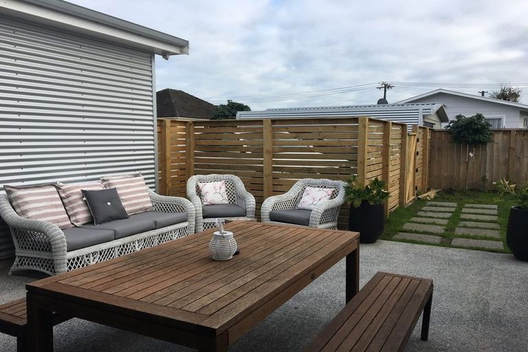 Photo of property in 12c Broadway Street, Martinborough, 5711