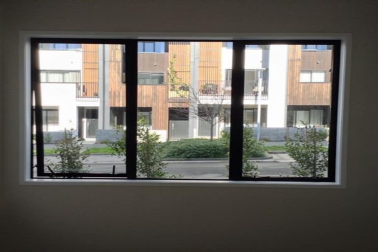 Photo of property in 58 Rangihina Road, Hobsonville, Auckland, 0616