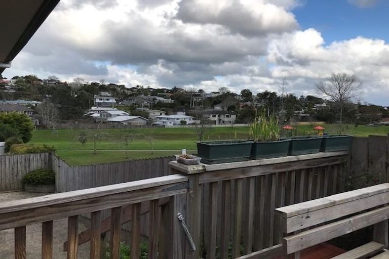 Photo of property in 2/25 Keldale Place, Forrest Hill, Auckland, 0620