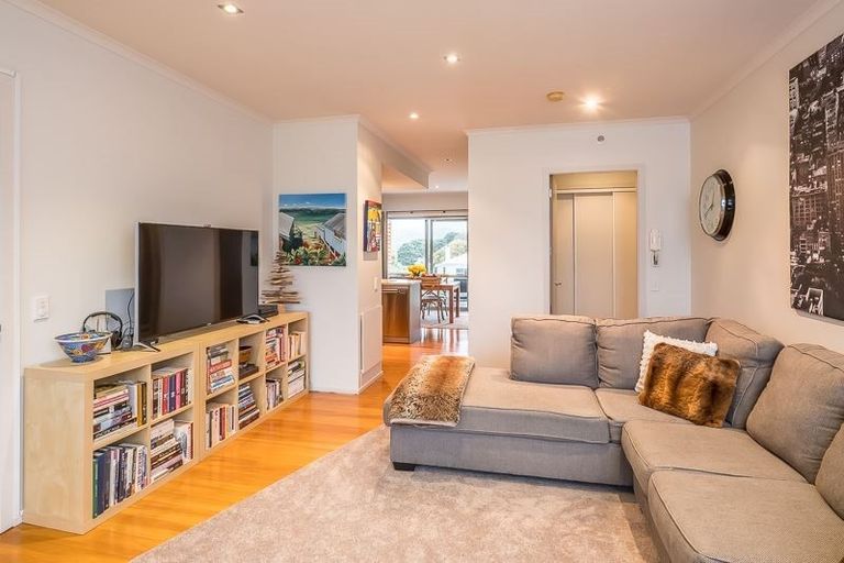 Photo of property in 24/4u Seaview Road, Paraparaumu Beach, Paraparaumu, 5032