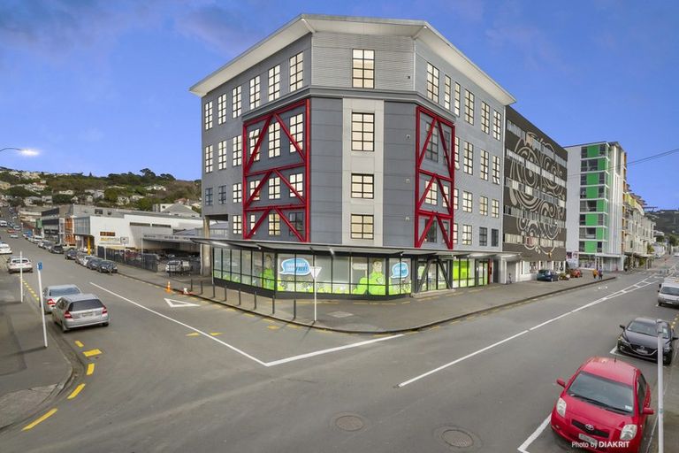 Photo of property in Urbane Apartments, 5/29 Webb Street, Mount Cook, Wellington, 6011