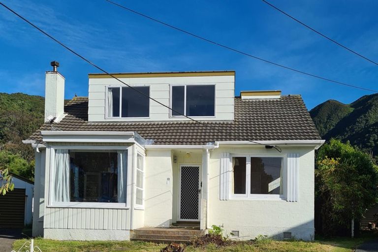 Photo of property in 14 Melvill Grove, Waterloo, Lower Hutt, 5011