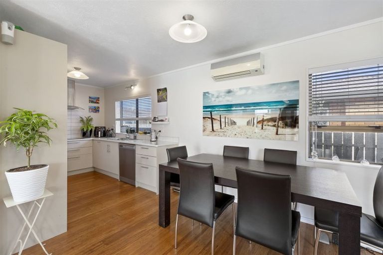 Photo of property in 42b Edward Avenue, Orewa, 0931