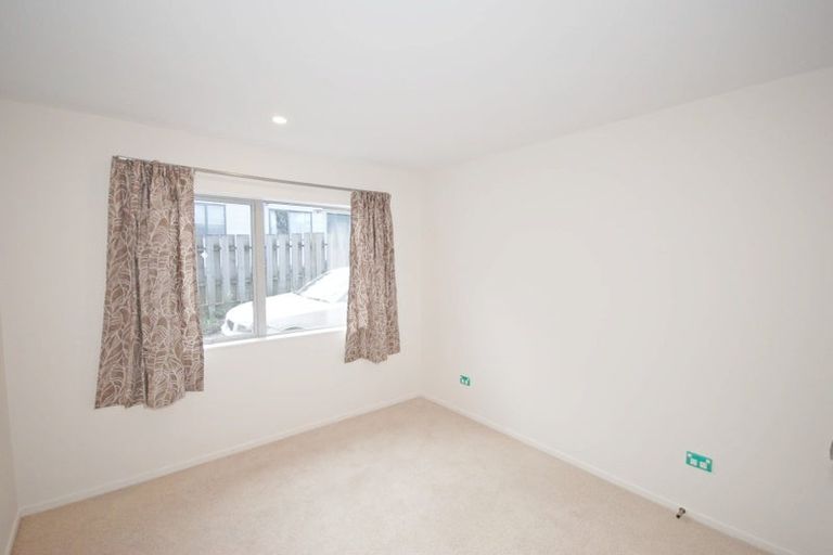 Photo of property in 56a Titoki Street, Te Atatu Peninsula, Auckland, 0610