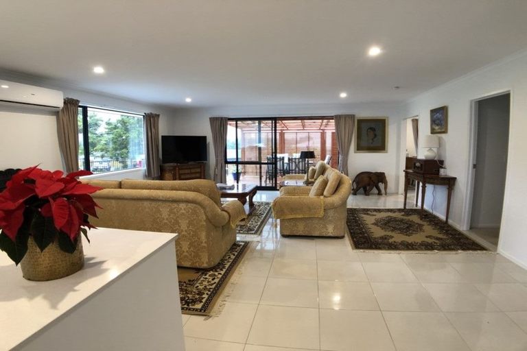 Photo of property in 33 Amsharlo Drive, Kerikeri, 0230