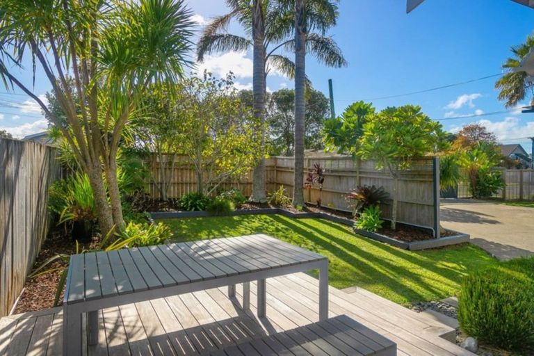 Photo of property in 9 Powell Street, Avondale, Auckland, 1026