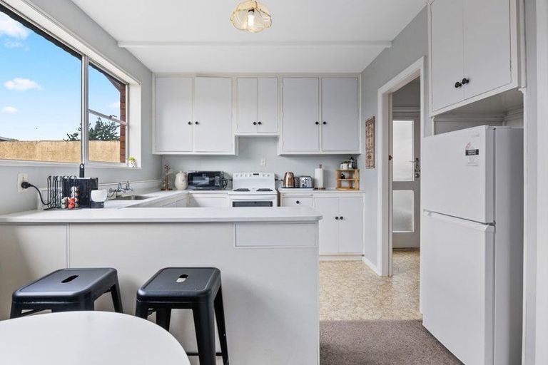 Photo of property in 21 Blakehall Place, Spreydon, Christchurch, 8024