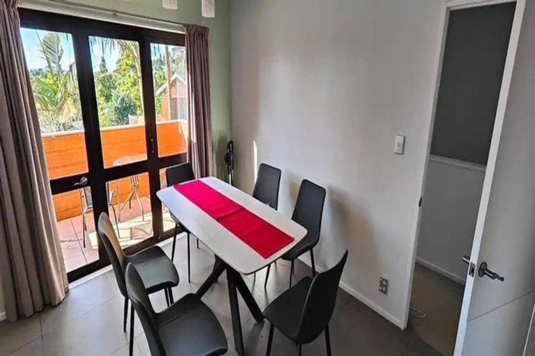 Photo of property in 21 Cochrane Avenue, Arkles Bay, Whangaparaoa, 0932