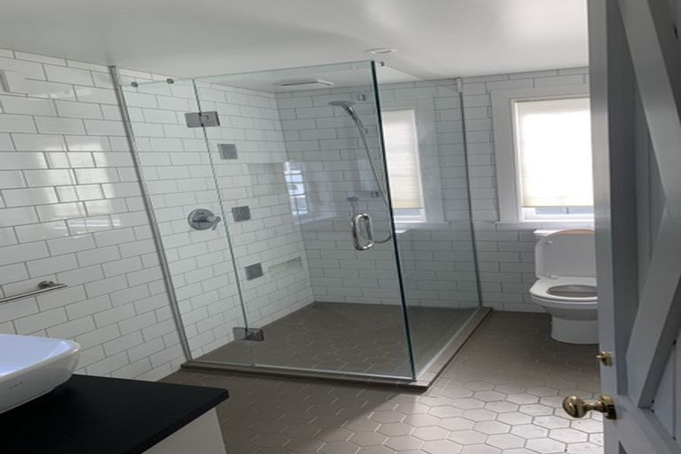 Photo of property in 242a Tinakori Road, Thorndon, Wellington, 6011