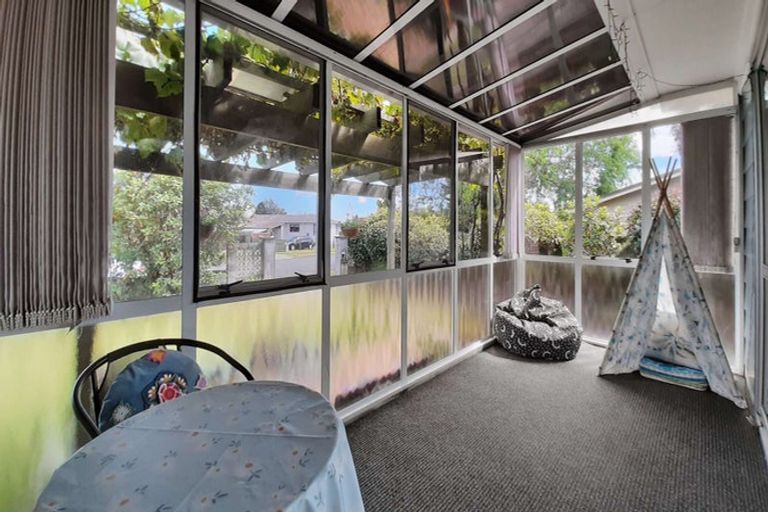 Photo of property in 27 Browning Crescent, Owhata, Rotorua, 3010