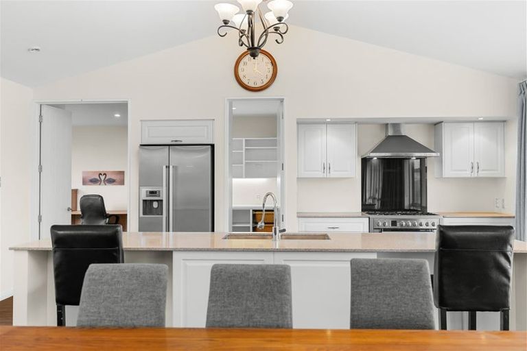 Photo of property in 23 Rossington Drive, West Melton, 7618