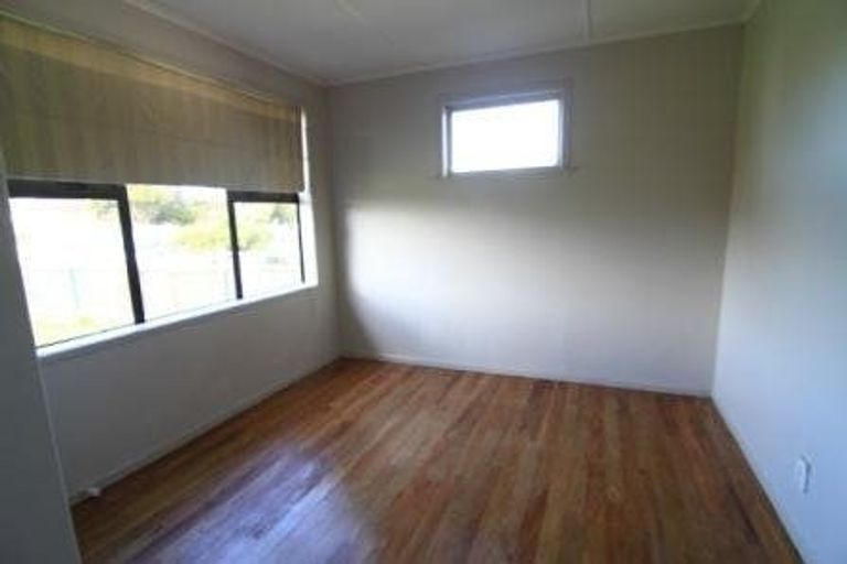 Photo of property in 94 Caravelle Close, Mangere, Auckland, 2022