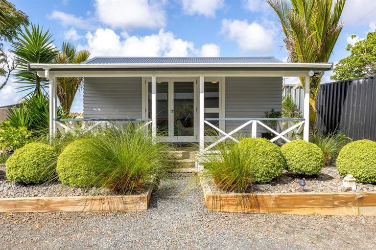 Photo of property in 603 Peak Road, Helensville, 0875