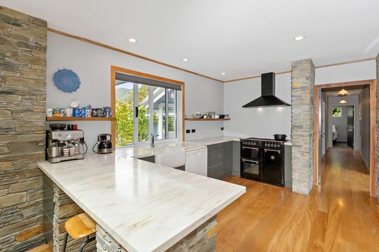 Photo of property in 5 Matipo Street, Waikanae, 5036