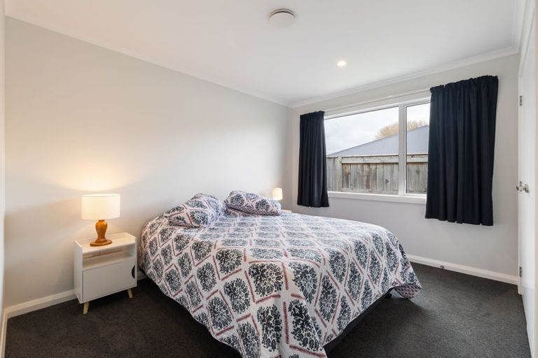 Photo of property in 20 Freedom Drive, Kelvin Grove, Palmerston North, 4414