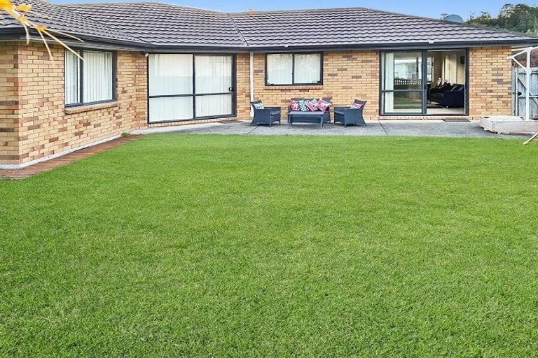 Photo of property in 105 Kyle Road, Greenhithe, Auckland, 0632