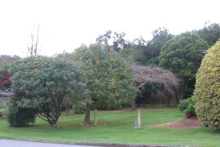 Photo of property in 19 Kakariki Grove, Waikanae, 5036