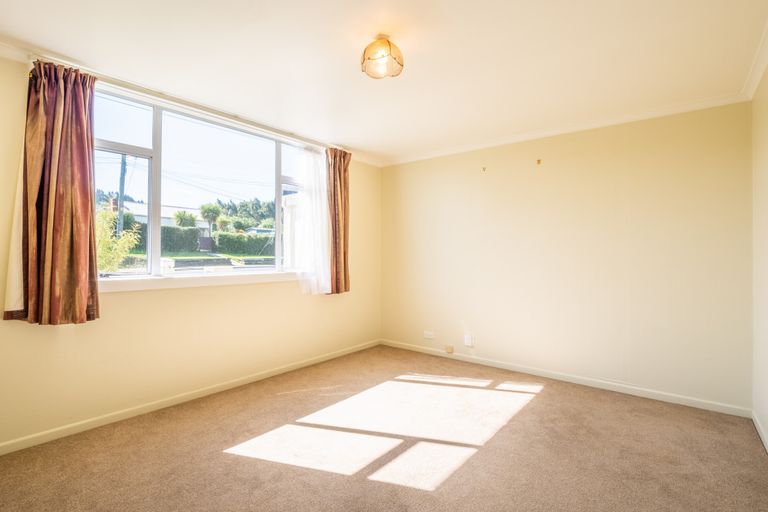 Photo of property in 27 Binnie Street, Abbotsford, Dunedin, 9018