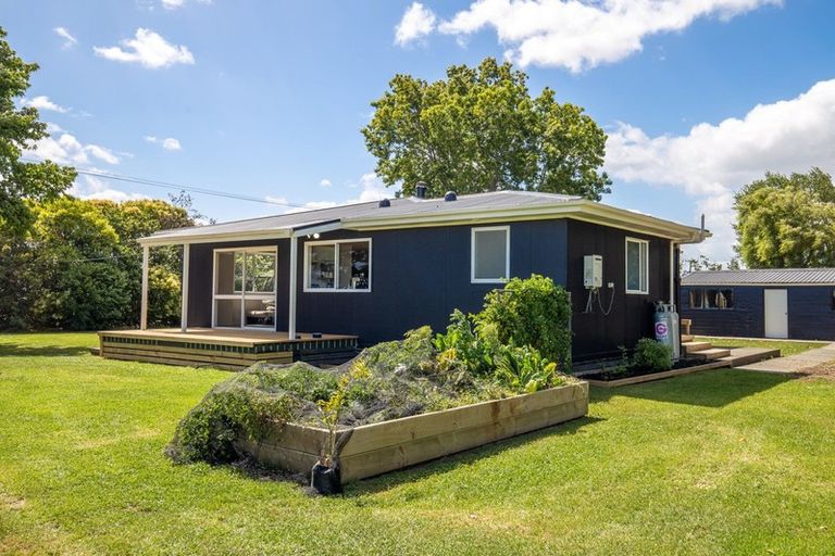 Photo of property in 370 Pipiroa Road, Pipiroa, Ngatea, 3597