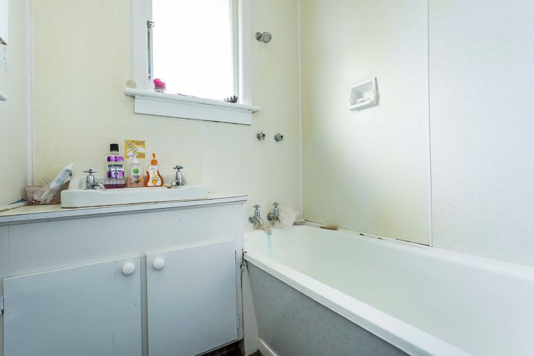 Photo of property in 82 Koremata Street, Green Island, Dunedin, 9018