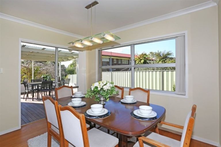 Photo of property in 7 Polandson Place, Opaheke, Papakura, 2113