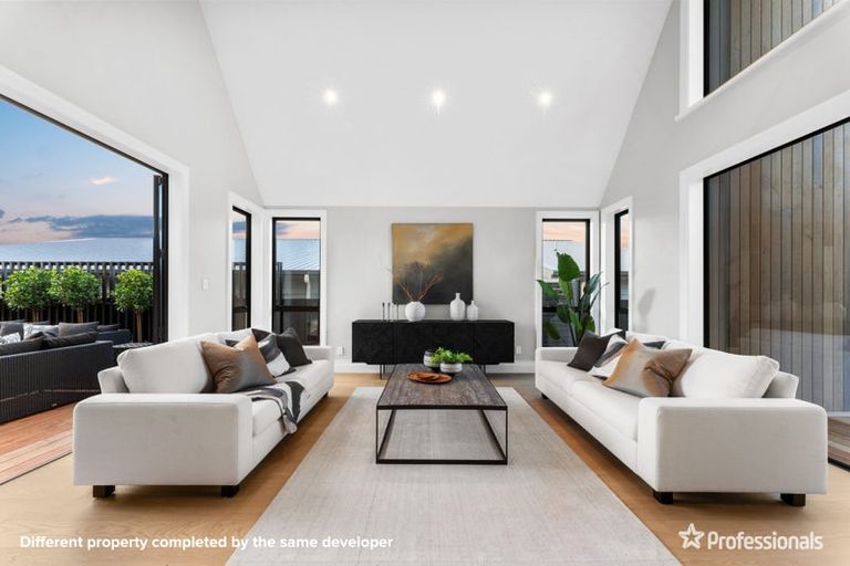 Photo of property in 13 Arawaru Avenue, Wainui, 0992