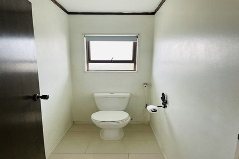 Photo of property in 3/30 Islington Avenue, New Lynn, Auckland, 0600