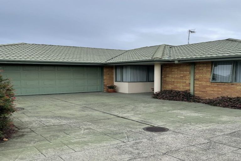 Photo of property in 20 Starlight Cove, Hobsonville, Auckland, 0618