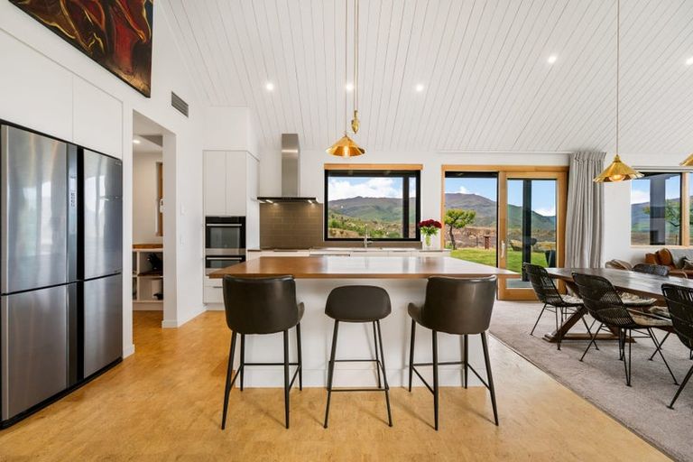 Photo of property in 112 Hall Road, Bannockburn, Cromwell, 9384