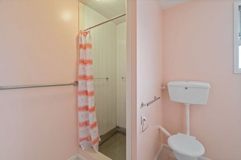 Photo of property in 1/17 Tudor Avenue, Ilam, Christchurch, 8041