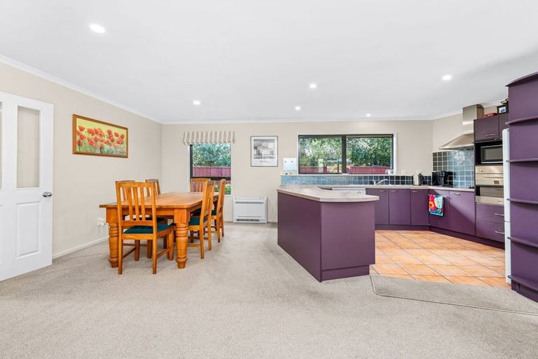 Photo of property in 8 Thornaby Close, Burnside, Christchurch, 8053