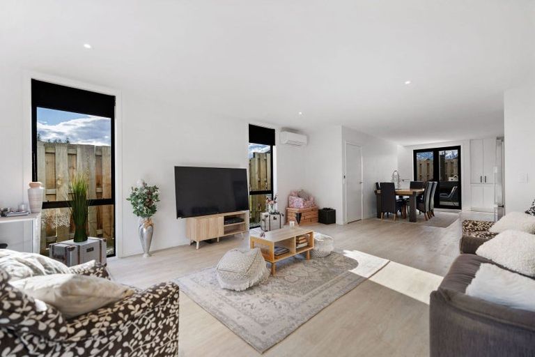 Photo of property in 4 Lauder Street, Lake Hayes, Queenstown, 9304